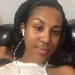 Meet your Posher, Milagros